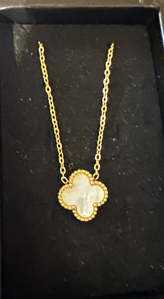 White clover necklace